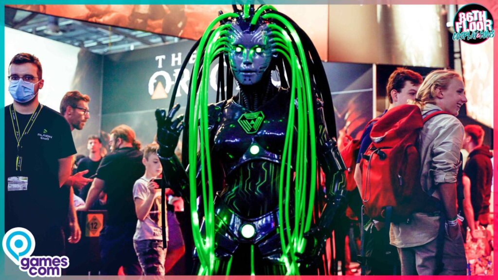 Shodan - System Shock Cosplayer at Gamescom 2022 - 86th Floor Cosplay and Cons