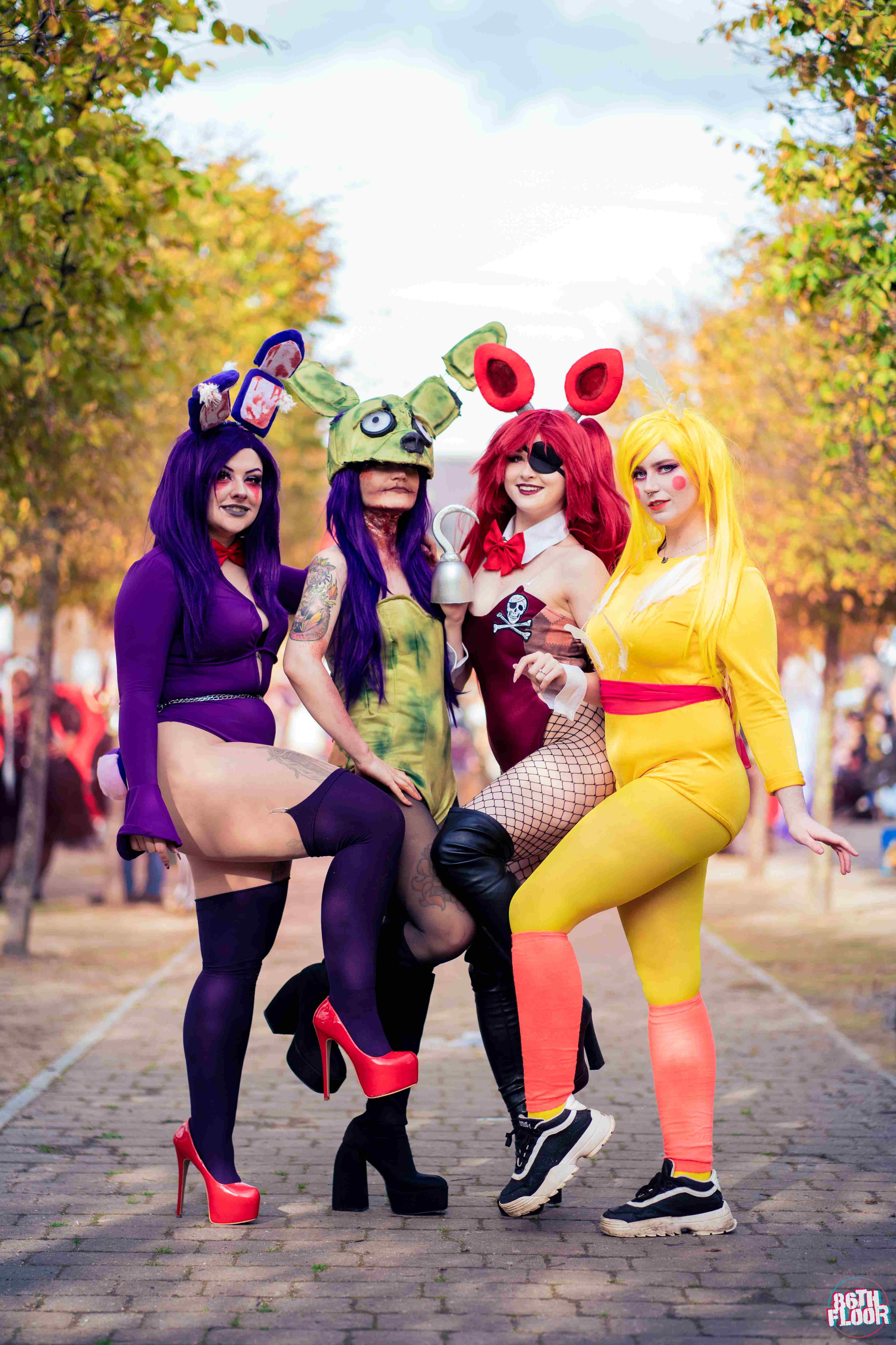 Five Nights at Freddy's cosplayers