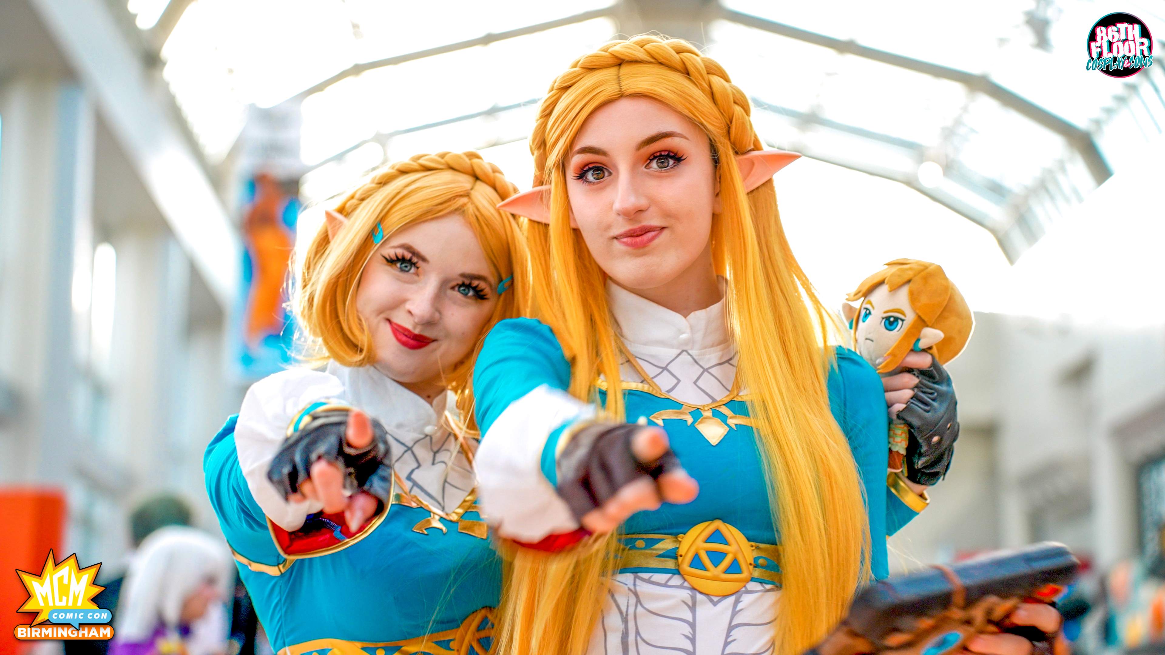 @cosevie and @tearastar as Princess Zelda from Legend of Zelda: Breath of the Wild at MCM Birmingham Comic Con 2022